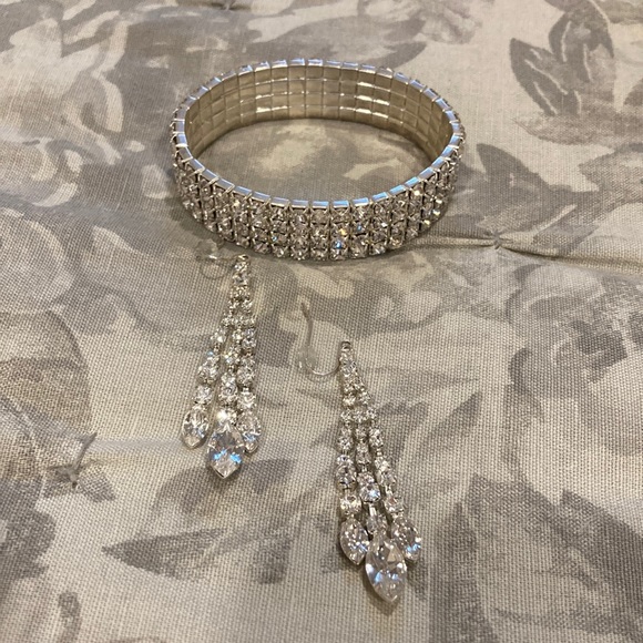 Cubic Zirconia Earrings and bracelet - Picture 1 of 6